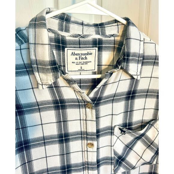 Abercrombie & Fitch Size Small Womens - Picture 10 of 11